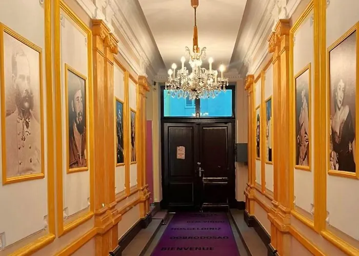Aurellia Serviced Apartments